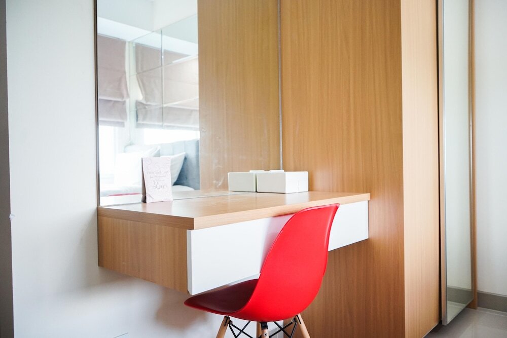Legok: Cozy And Lovely Studio Apartment At B Residence