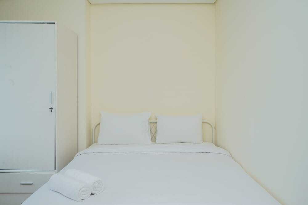 Legok: Minimalist Studio Apartment at B Residence near Aeon Mall BSD