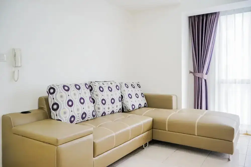 Legok: Simply and Homey 1BR Apartment at M Town Residence