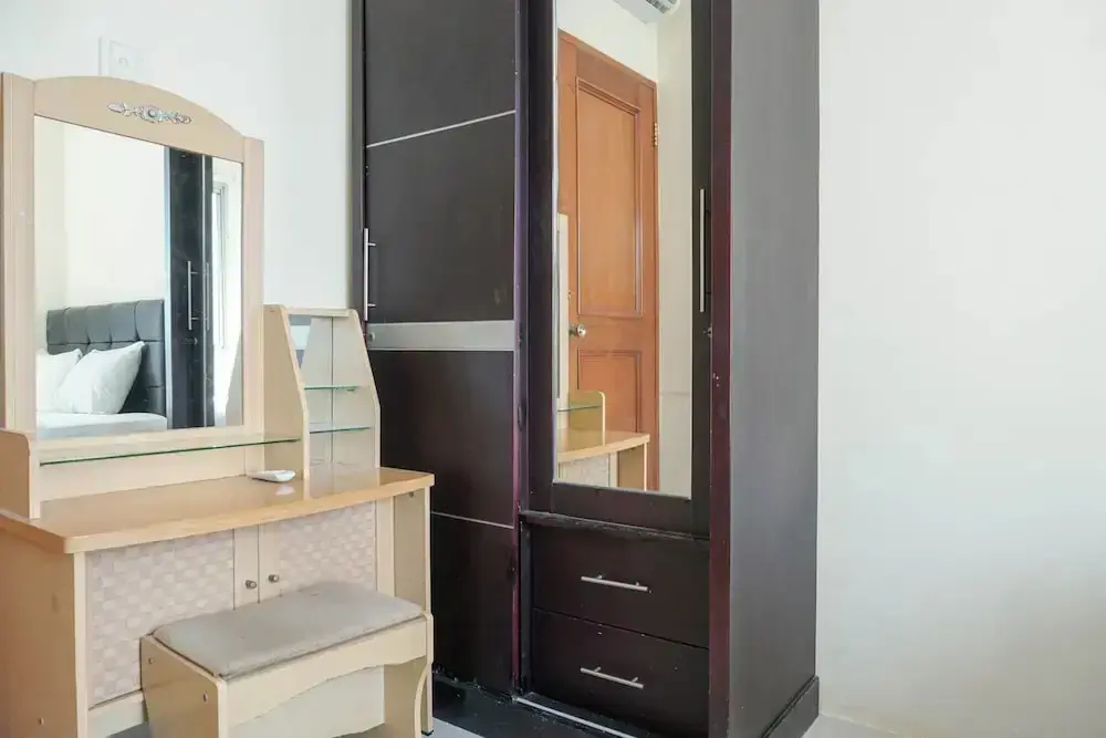 Джакарта: Simply Good for 2BR Gajah Mada Mediterania Apartment