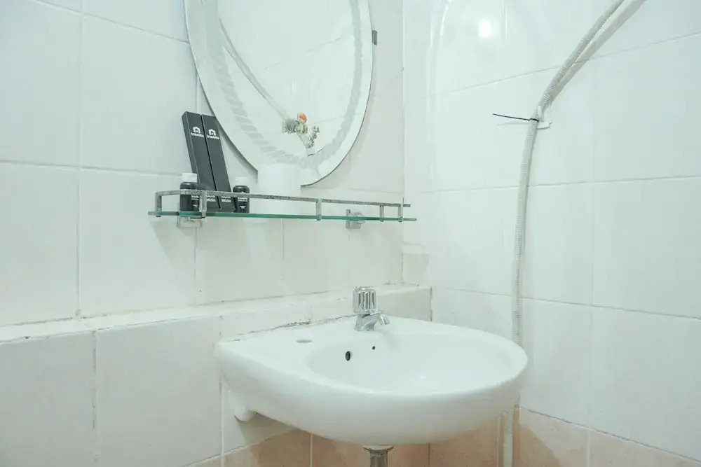 Джакарта: Simply Good for 2BR Gajah Mada Mediterania Apartment