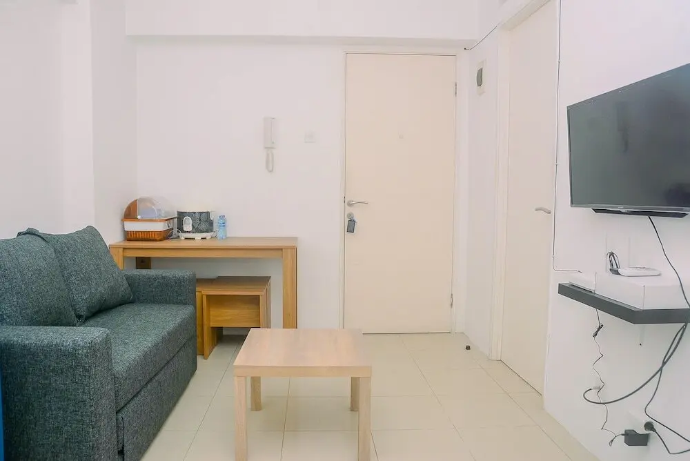 Джакарта: 2BR Fully Furnished Modern Bassura City Apartment