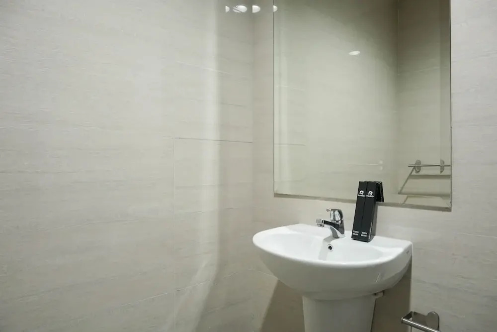 Джакарта: Opulent 2BR Residence at Ciputra International Apartment