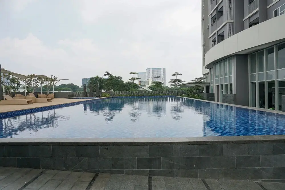 Джакарта: Opulent 2BR Residence at Ciputra International Apartment