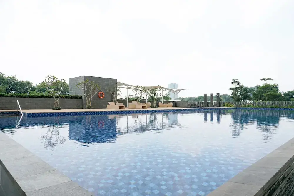 Джакарта: Opulent 2BR Residence at Ciputra International Apartment