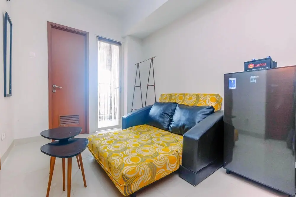 Джакарта: Minimalist 2BR Apartment at Green Park View