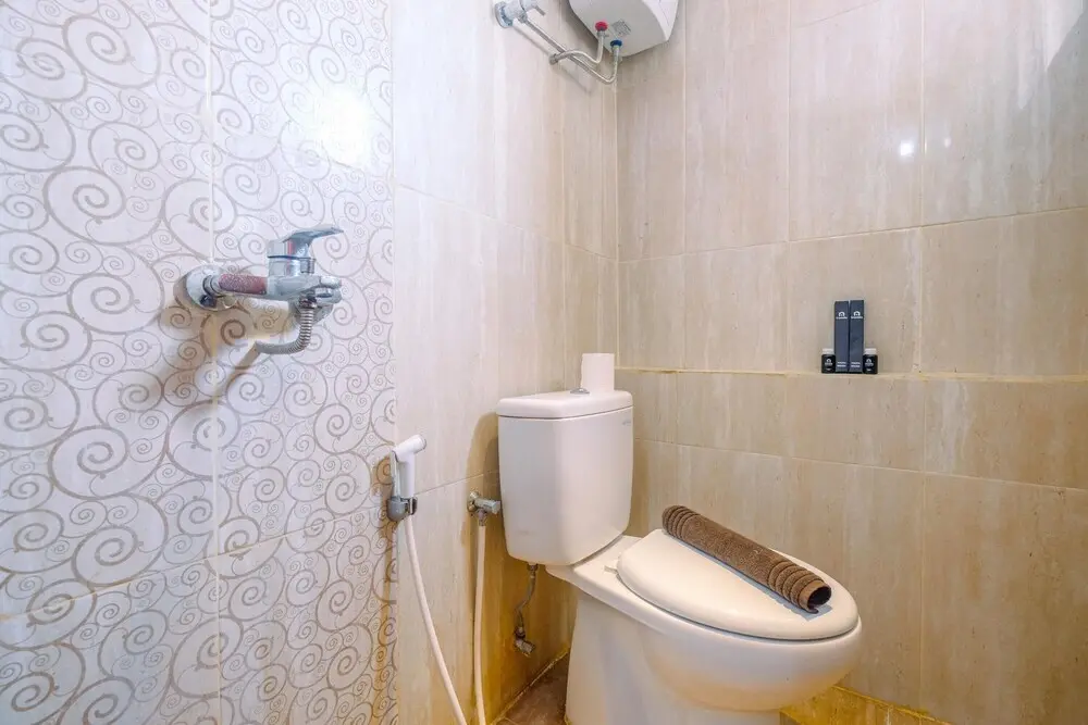 Джакарта: Minimalist 2BR Apartment at Green Park View
