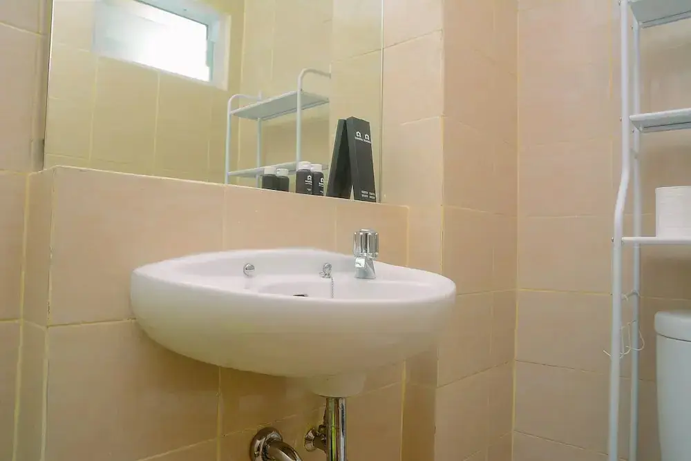 Джакарта: Minimalist with City View 2BR Apartment at Casablanca East Residences