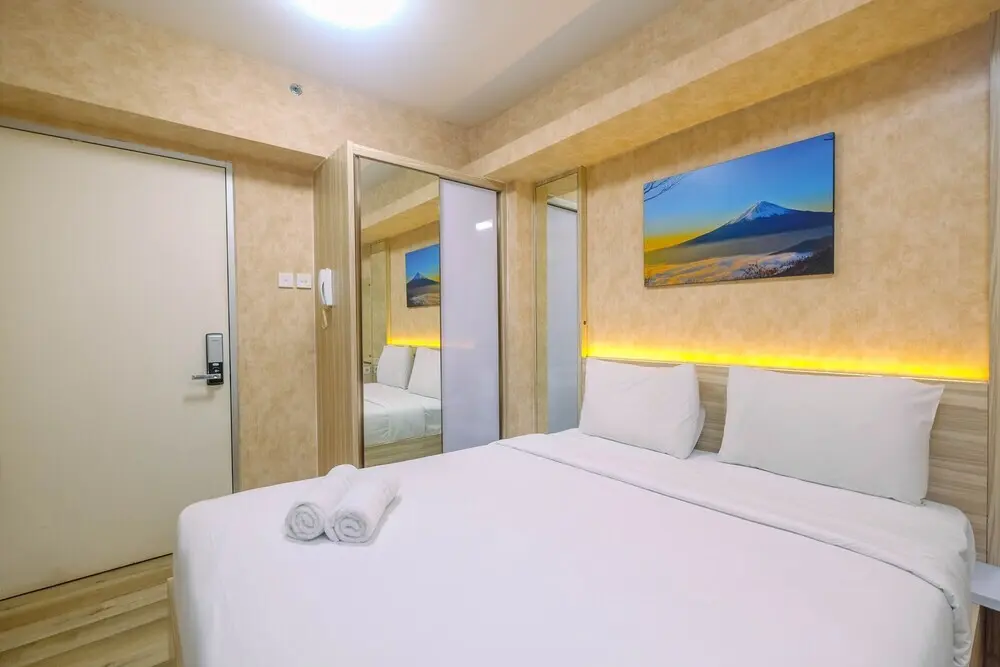 Джакарта: Elegant Studio (No Kitchen) Apartment at Green Bay Pluit