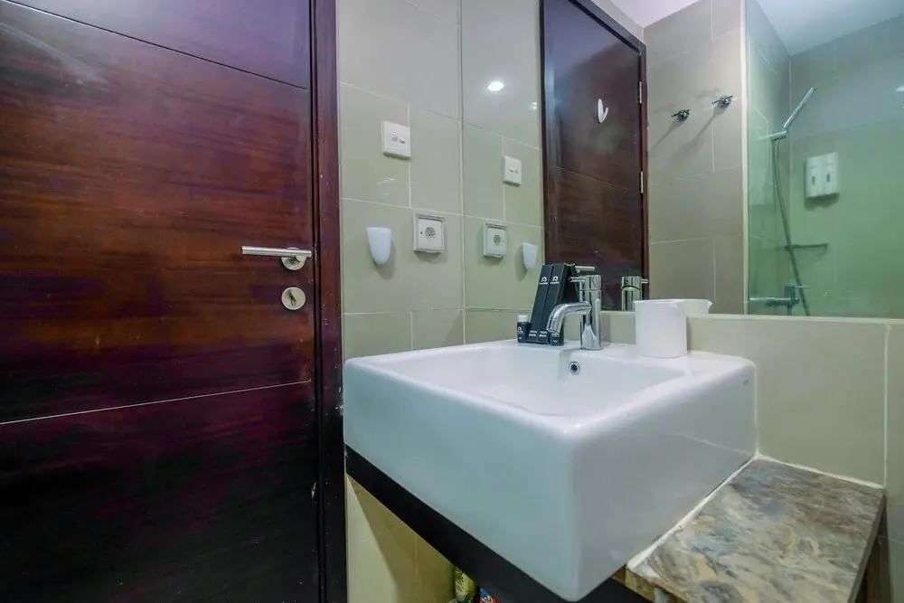 Джакарта: Exclusive and Modern 3BR Gandaria Heights Apartment