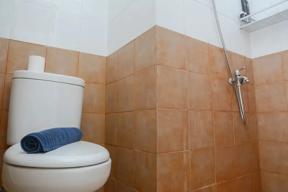 Джакарта: Comfortable and Clean 2BR Green Pramuka Apartment
