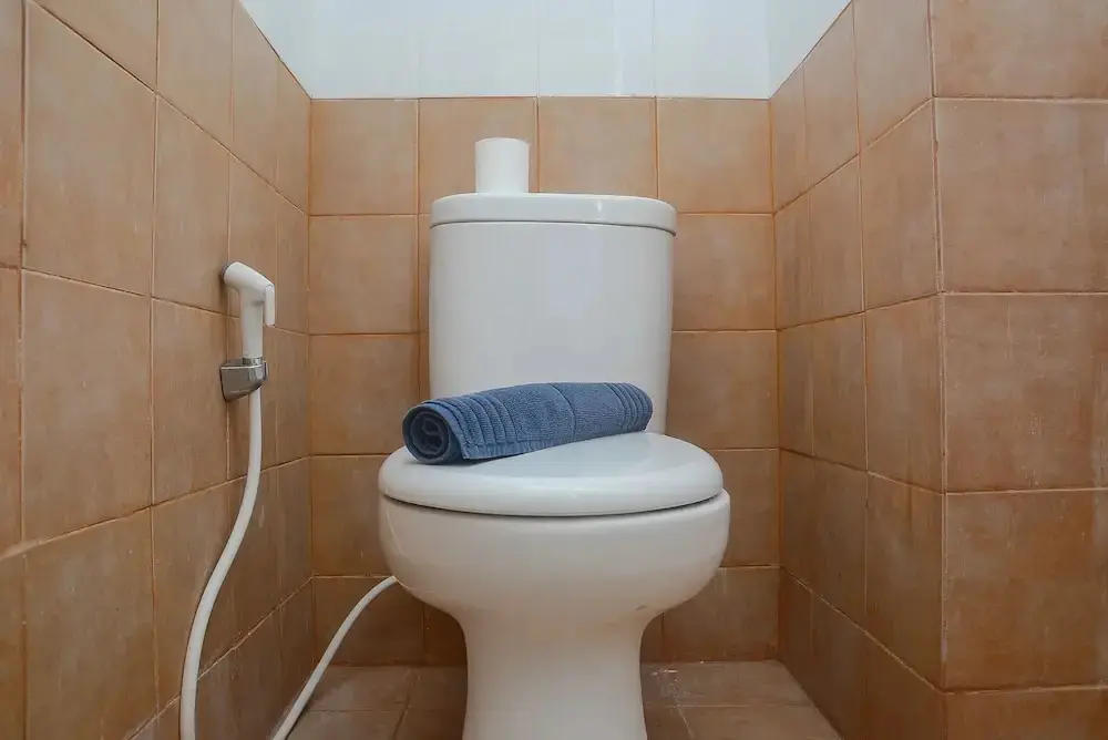 Джакарта: Comfortable and Clean 2BR Green Pramuka Apartment