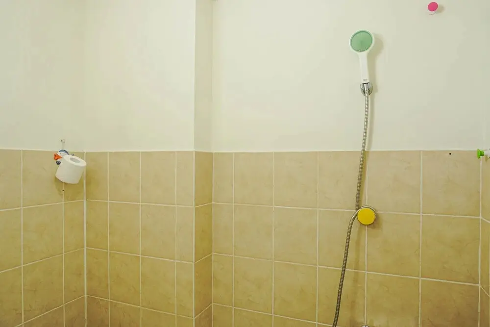 Джакарта: Compact and Scenic Studio Room Green Bay Pluit Apartment