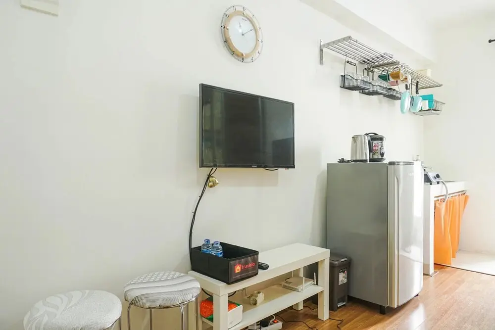 Джакарта: Compact and Scenic Studio Room Green Bay Pluit Apartment