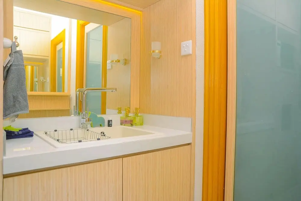 Джакарта: Modern Studio at Titanium Square Apartment