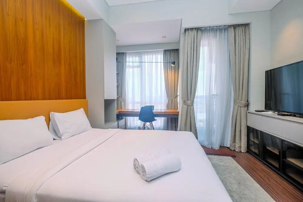 Джакарта: Exclusive and Modern Studio at Menteng Park Apartment