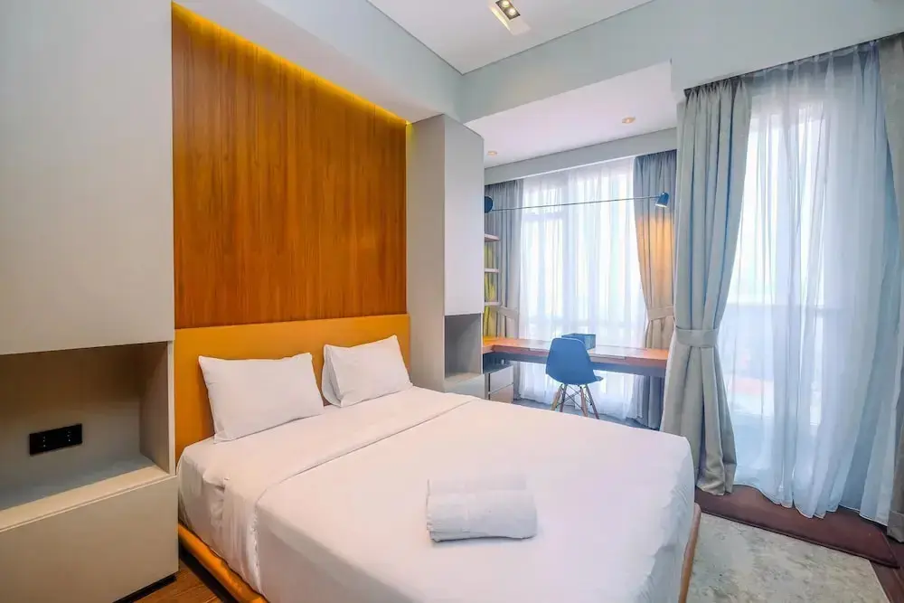 Джакарта: Exclusive and Modern Studio at Menteng Park Apartment