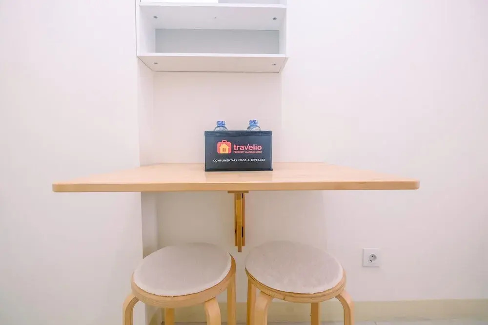 Джакарта: Cozy Studio with Direct Access to Mall at Green Pramuka Apartment