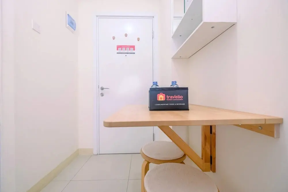 Джакарта: Cozy Studio with Direct Access to Mall at Green Pramuka Apartment