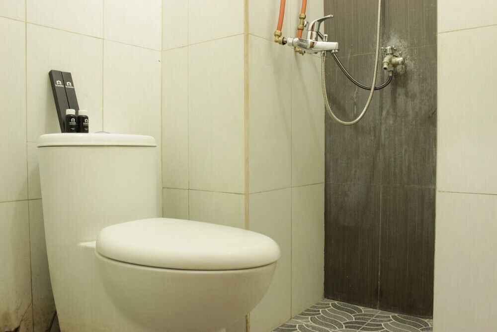 Сумеданг: Comfortable 2BR Apartment at Pinewood Jatinangor