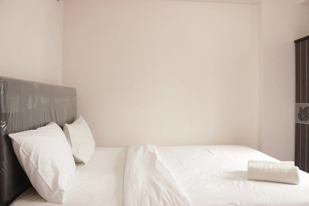 Бандунг: Simply and Homey Minimalist 2BR Gateway Pasteur Apartment
