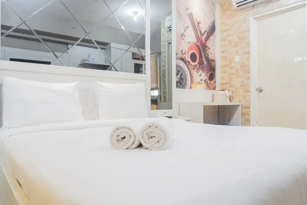 Сурабая: Best Value Studio Room Apartment at Educity