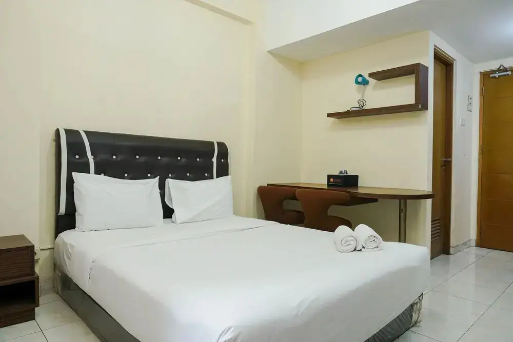 Депок: Compact Studio Apartment at Margonda Residence 2