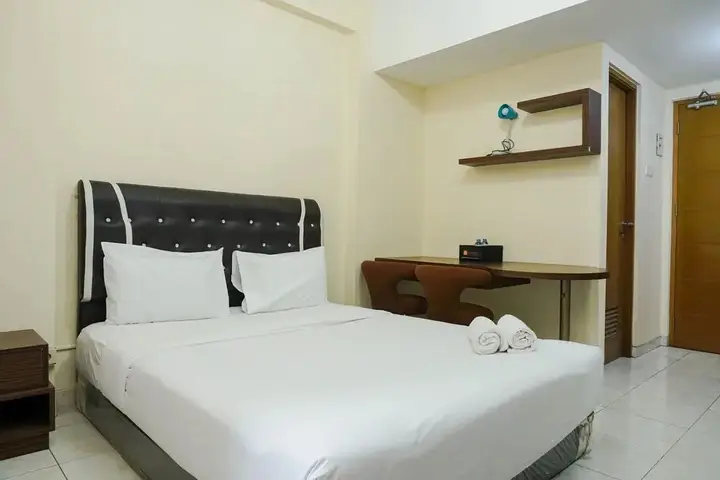 Депок: Compact Studio Apartment at Margonda Residence 2