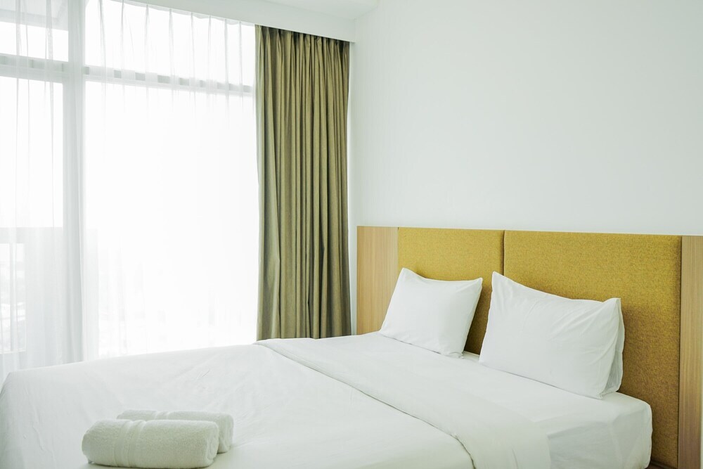 Тангеранг: Fabulous Studio Apartment at Tree Park City Cikokol
