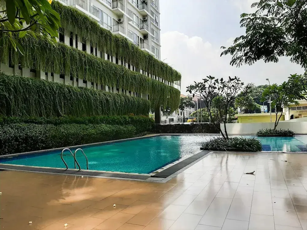 Южный Тангеранг: Low Floor Minimalist Studio @ Bintaro Plaza Apartment