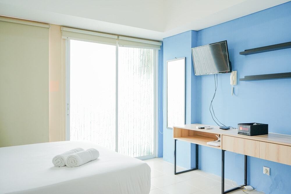 Южный Тангеранг: Low Floor Minimalist Studio @ Bintaro Plaza Apartment
