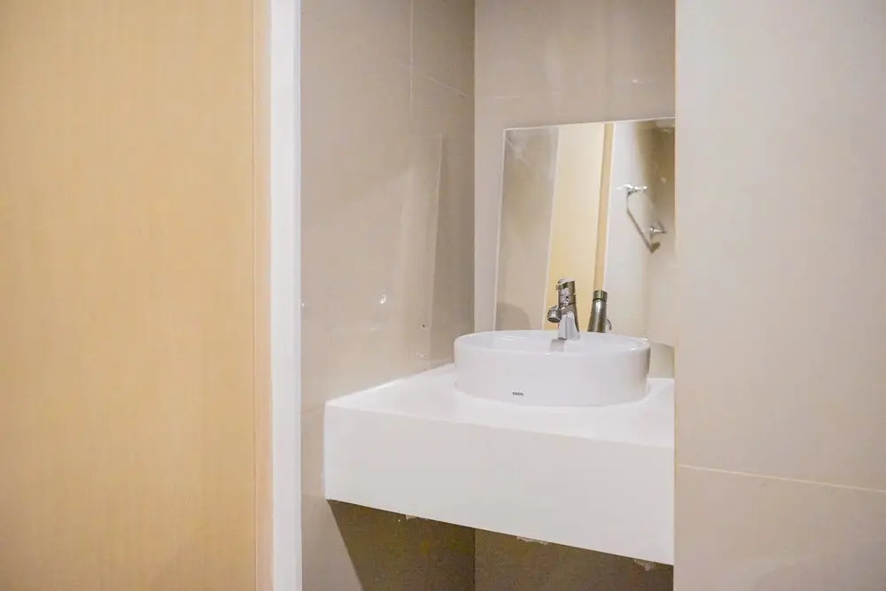 Южный Тангеранг: Elegant Studio Tree Park Apartment