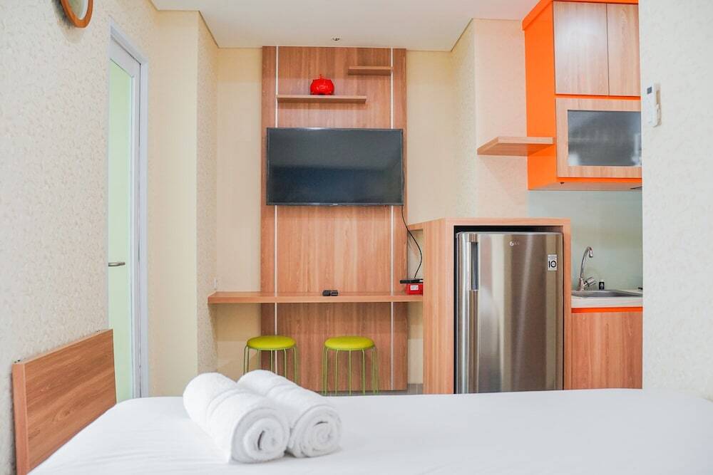 Legok: New Furnished With City View Studio Apartment @ B Residence