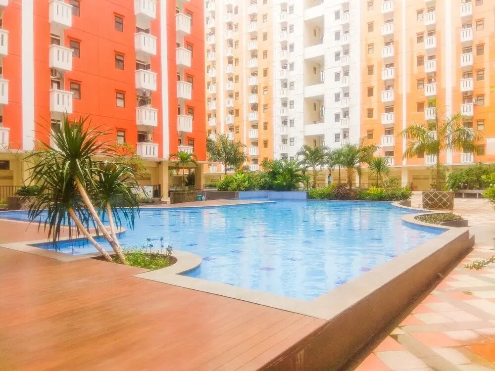 Бекаси: Best and Brand New 2BR Kemang View Apartment