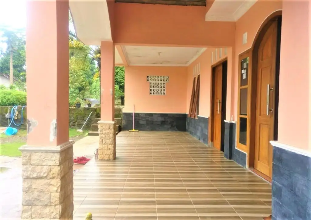 Батуретно: Madit Jaya Homestay