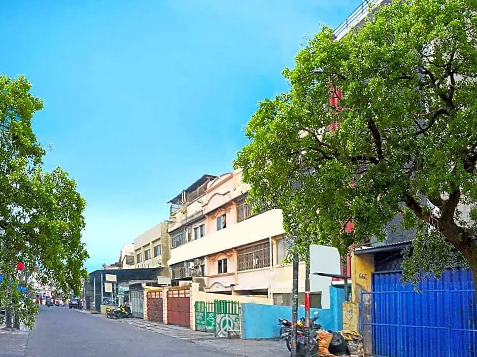 Джакарта: Lautze Residence