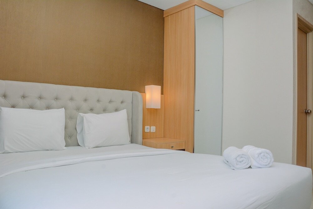 Джакарта: Modern and Stylish Studio Apartment at Elpis Residence