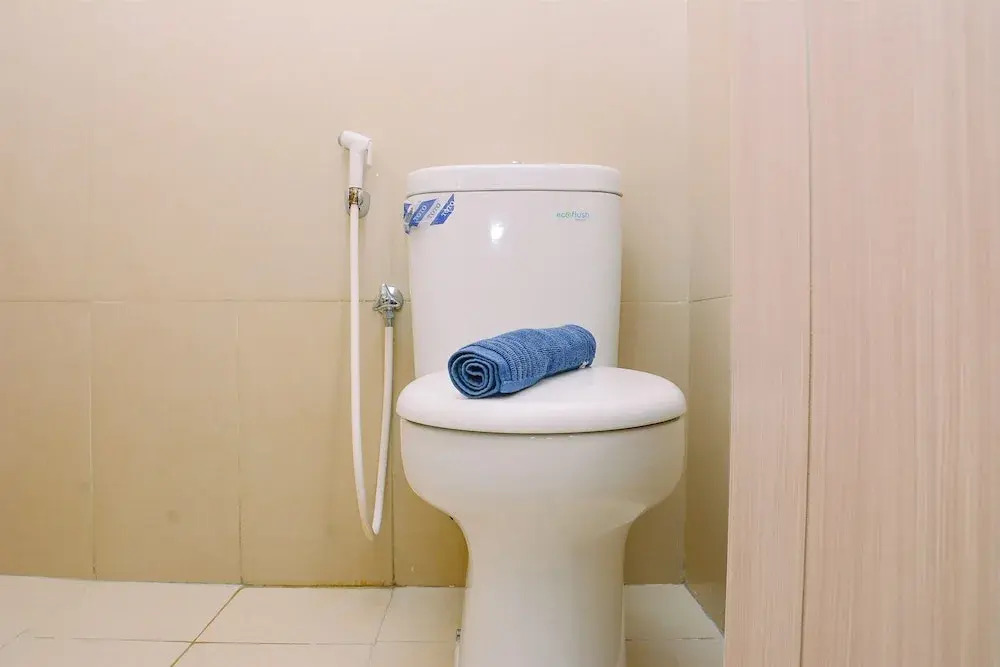 Джакарта: Modern and Tidy Studio Apartment at Elpis Residence