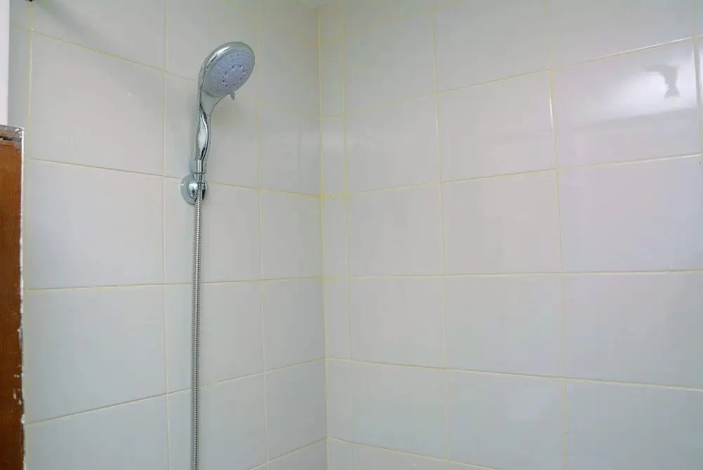 Бекаси: Brand New and Compact 2BR Lagoon Bekasi Town Square Apartment