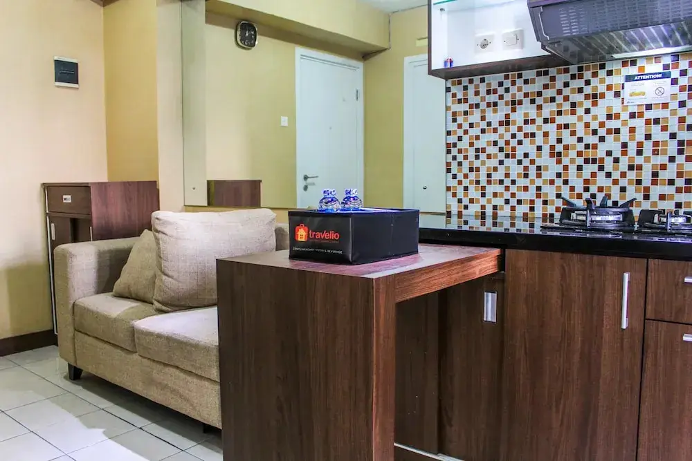 Джакарта: Comfortable and Tranquil 2BR Apartment at Green Pramuka By Travelio