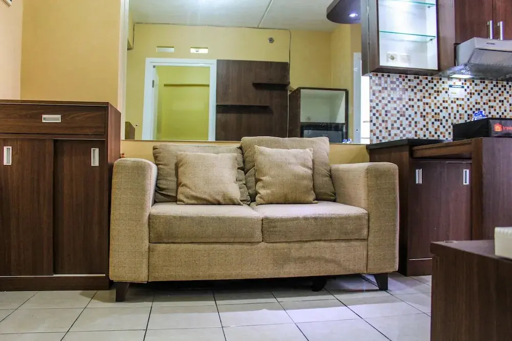 Джакарта: Comfortable and Tranquil 2BR Apartment at Green Pramuka By Travelio