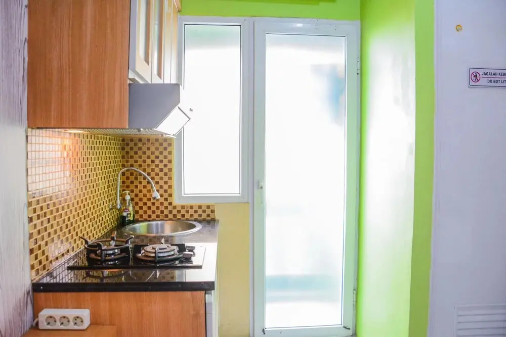 Джакарта: Stylish and Comfortable Studio Green Pramuka Apartment