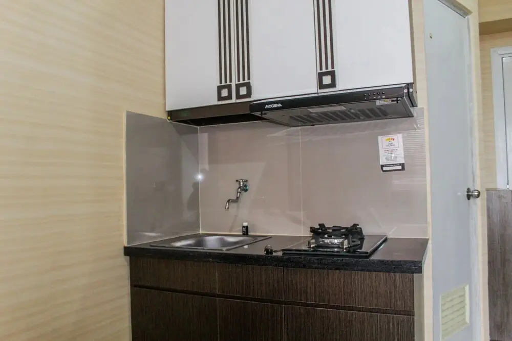 Джакарта: Minimalist 2BR at Green Pramuka Apartment near Shopping Mall