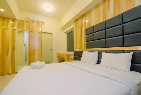 Strategic 2BR Apartment with Workspace @ Season City — фото 1