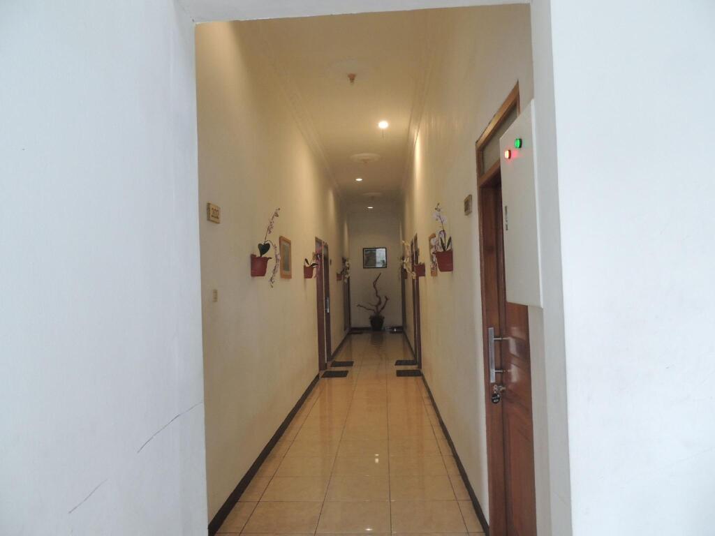 Парангтритис: Homestay Alam Baru