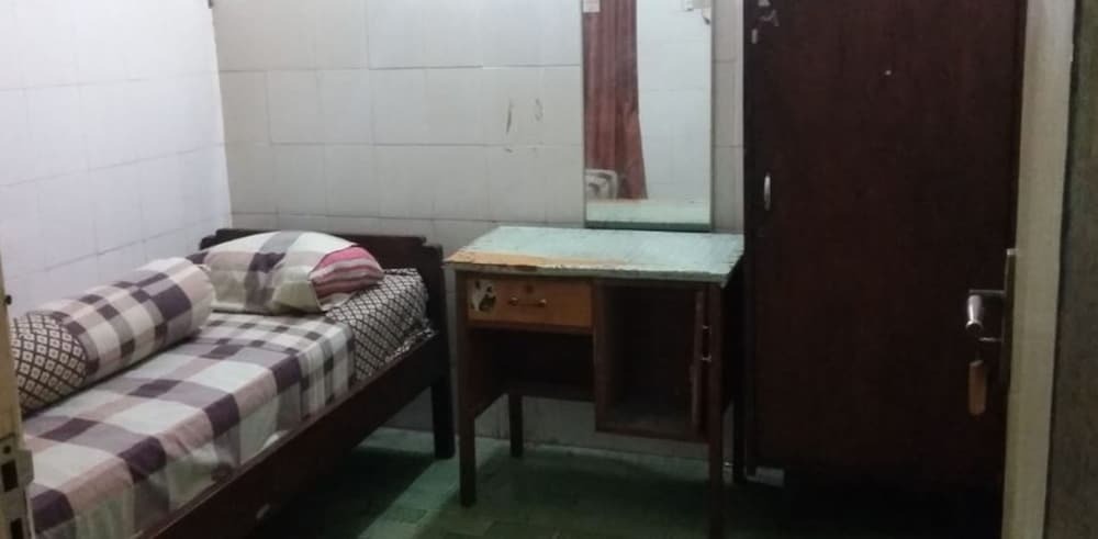 Сурабая: Hotel Indah Syariah