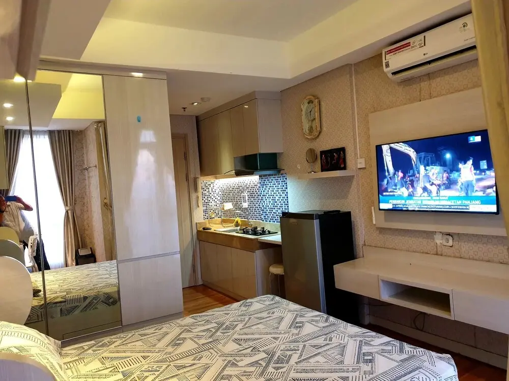 Джакарта: Clean & Compact Room at Elpis sun rise view