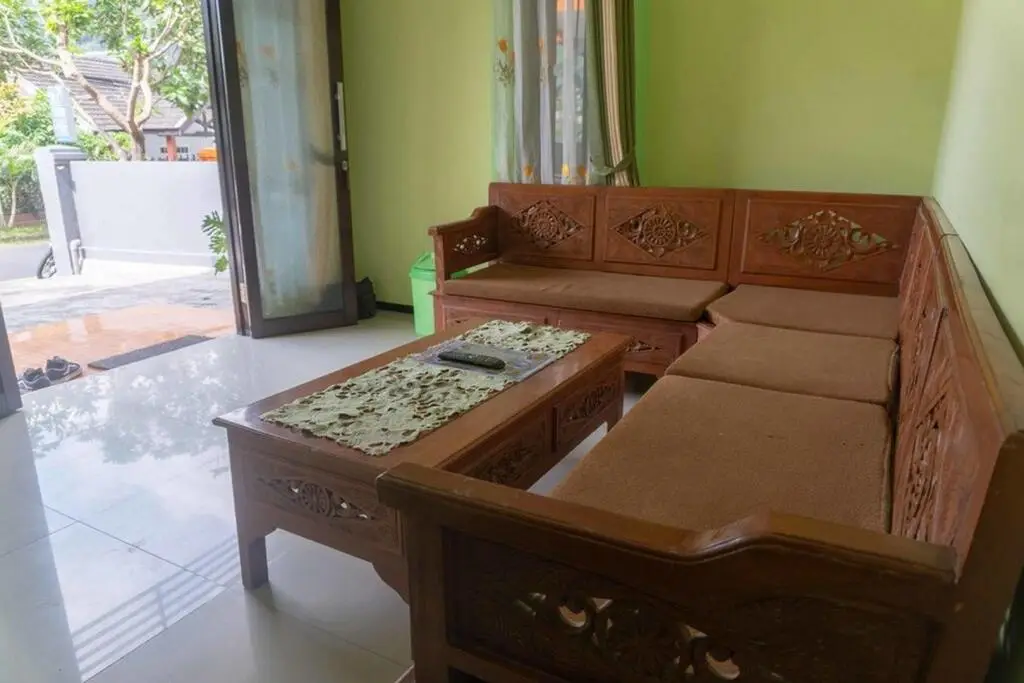 Бату: Villa Tri Langgeng
