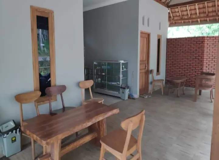 Батуретно: Dann's Homestay
