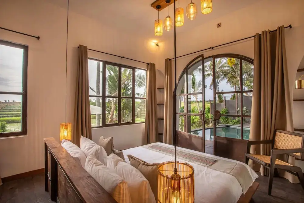 Чангу: Tropical Private Villa, 3 BR, Canggu Ricefield View